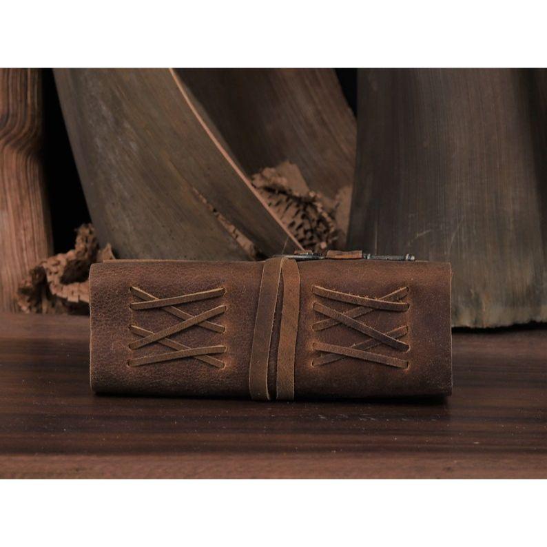 Журнал Антикварный журнал ручной работы в кожаном переплете с неровным краем. Бумага 7, коричневый кожаный журнал, кожаный дневник - блокнот