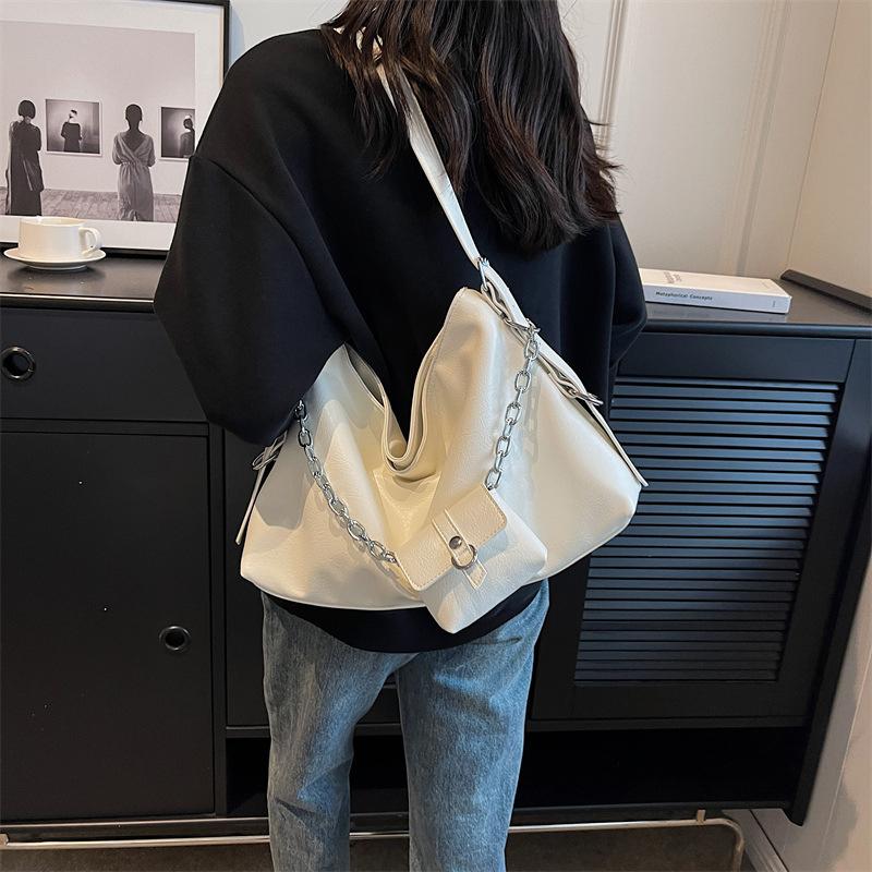 Silver Soft Shoulder Crossbody Bags for Women Trend Fashion PU Leather Designer Handbags Female Underarm Bag with Purse