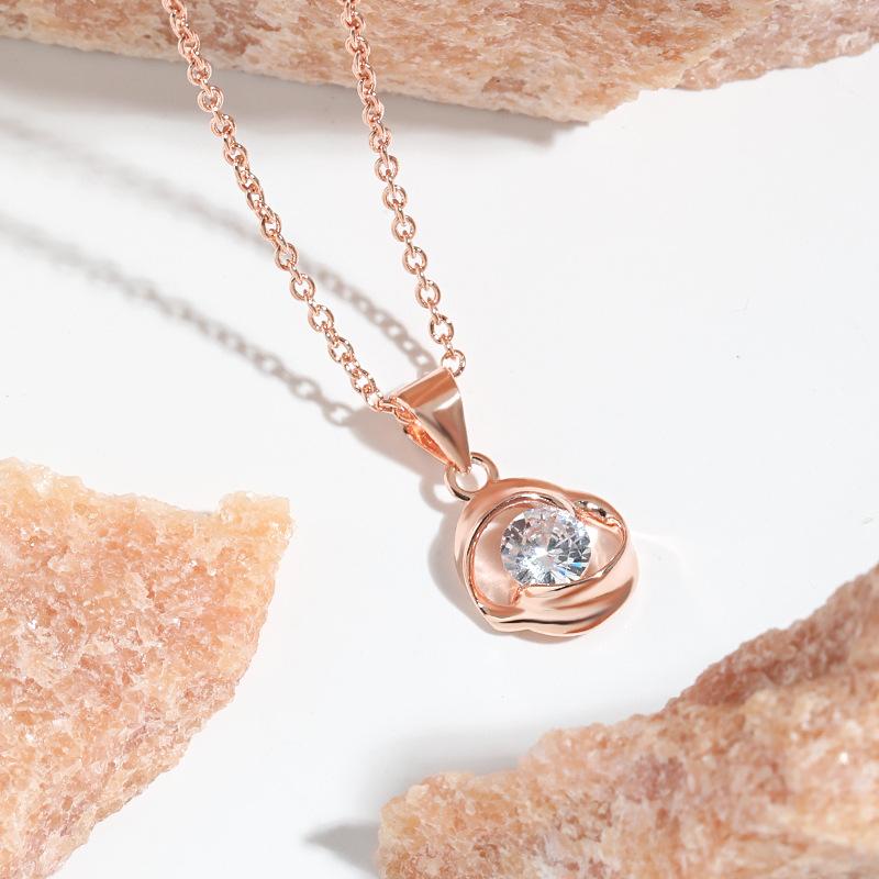 Ожерелье с подвеской Rose Love Topaz на день рождения подруги, универсальное ожерелье Lake Blue Zirconia Ocean Heart