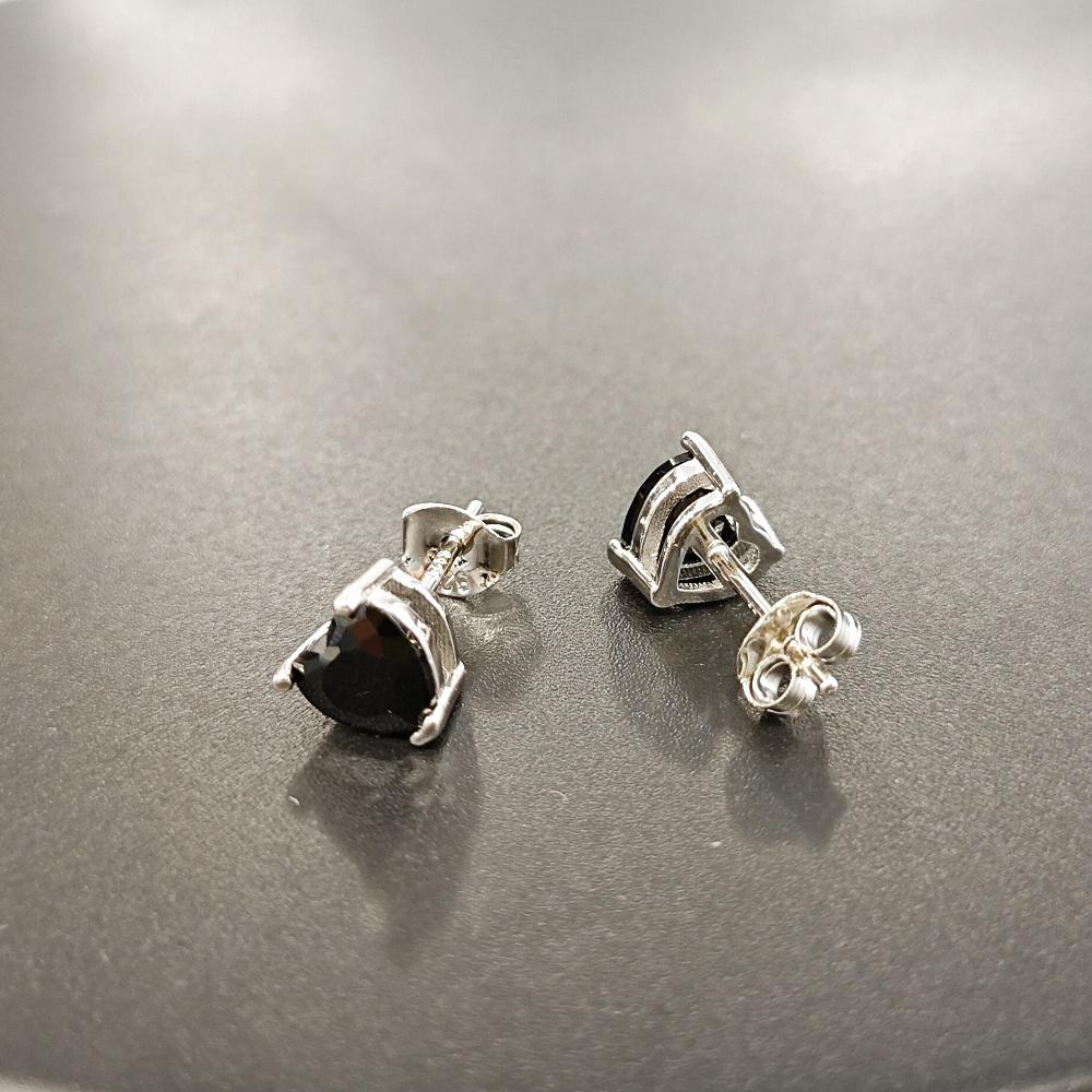 Милые серьги-гвоздики из серебра 925 пробы с черным сердцем и цирконием для девочек