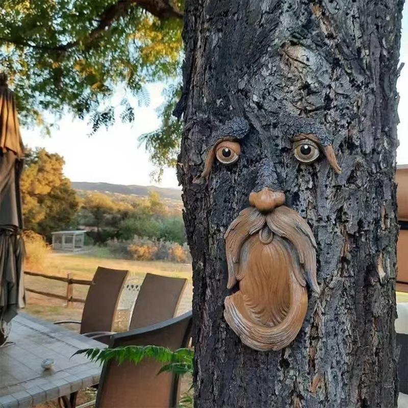Tree Monster Bird Feeder: Creative Outdoor Garden Bark Pendant Decoration