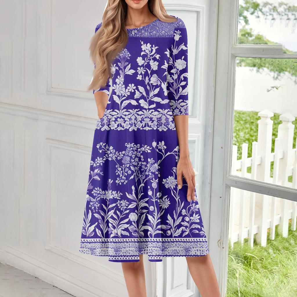 Women's Loose Casual And Fashionable Round Neck Seven Quarter Sleeved Printed Mid Length Dress