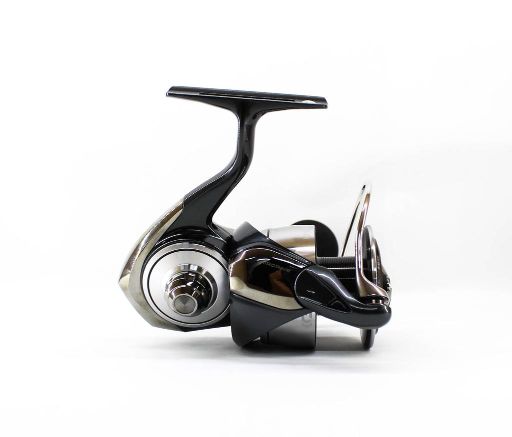 Daiwa Катушка спиннинговая 24 Certate SW 6000-XH (0056)