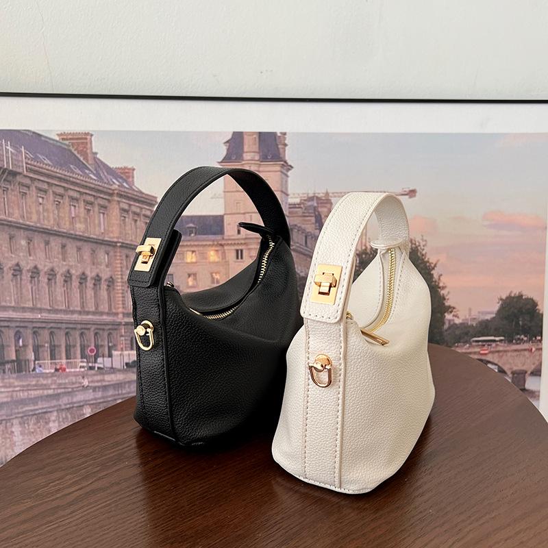 Нишевая дизайнерская сумка для женской осени и зимы, новая сумка-облако для ланч-бокса, портативная повседневная маленькая квадратная сумка, сумка через плечо на одно плечо