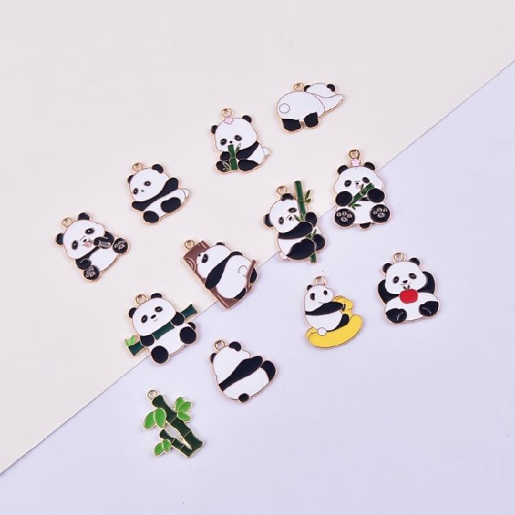 Set Of 10 Panda Charm Fashionable Accessories Cartoon Animal Pendant for Handmade Necklaces Bracelets Jewelry Supplies