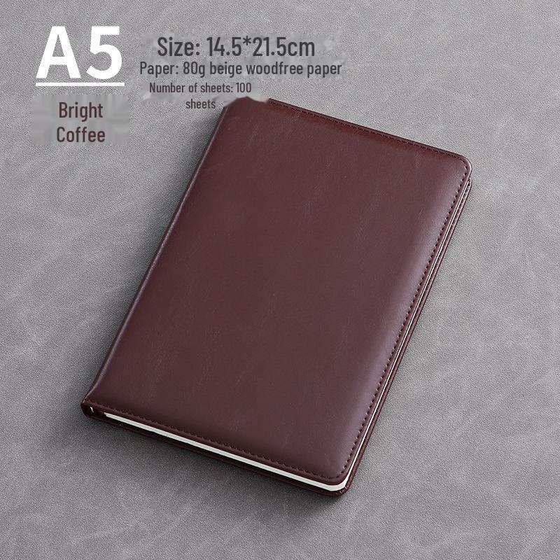 Тетрадь формата А5 в мягкой обложке и книга записей собраний формата В5 с индивидуальным логотипом для студентов