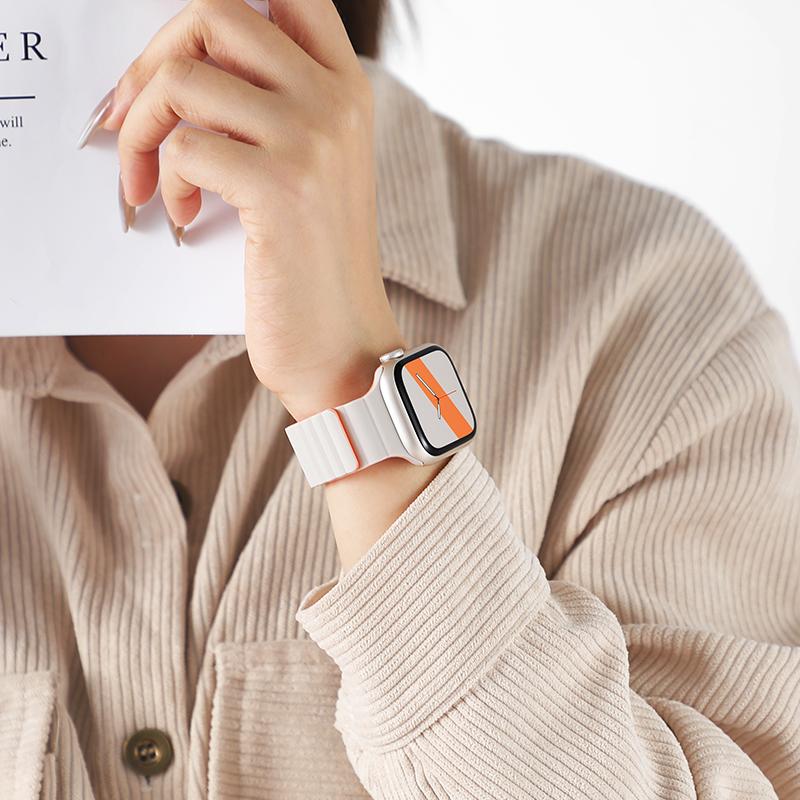 Silicone Loop magnetic strap for Apple watch band 44mm 40mm 45mm 49mm 41mm 38mm 42mm Bracelet iWatch series 8 3 SE 6 7 Ultra 2 9