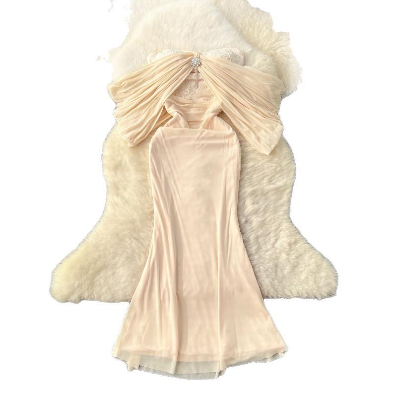 Женское элегантное платье-сетка с пайетками и вышивкой, приталенное, с талией