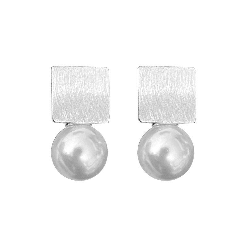 Founded Pearl Earrings French Retro Earrings Autumn and Winter New Versatile Tide