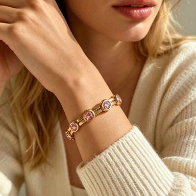 New Luxury Stainless Steel Bracelet with Pink Diamond Inlay18k Non-fading, Light Luxury, High-end Titanium Steel Bracelet