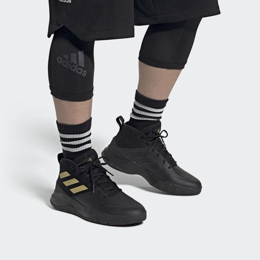 adidas OwnTheGame Черные матовые золотые мужские кроссовки Core-Black FW4562