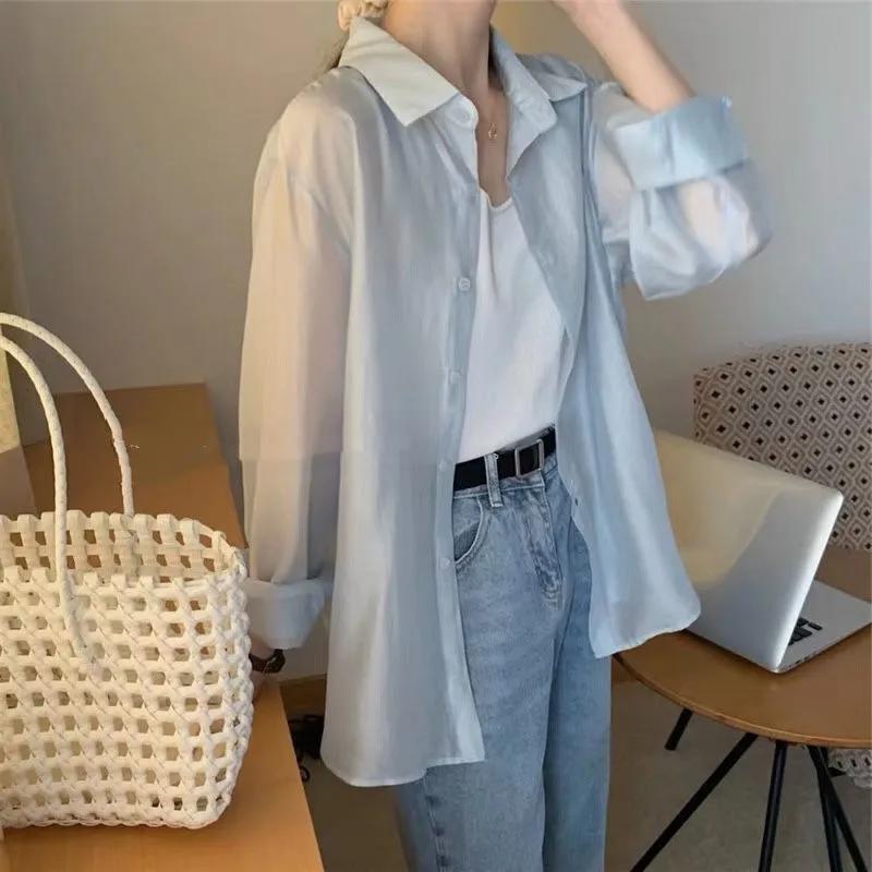 Вдохновленная дизайном рубашка с разрезом для женской свободной повседневной рубашки