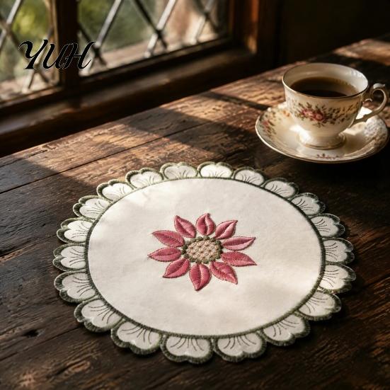 Decorative Kitchen Table Linens Flower Shaped Placemat with Embroidered Sunflower Pattern, Pastoral Style for Dining Table, Embroidery Pads Retro Heat