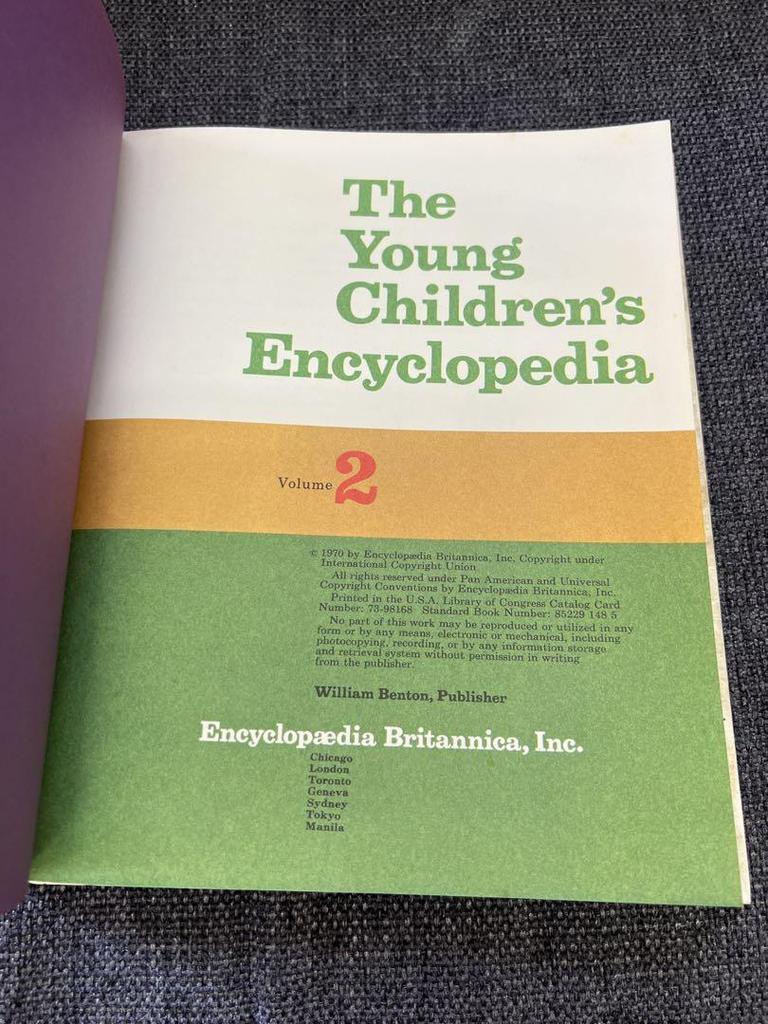[USED] Britannica Children's Encyclopedia English Picture Books Volume 2, B, 1970, Children's Books