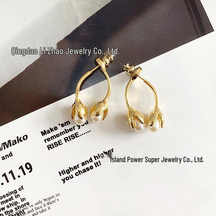 Элегантные весенние французские ретро серьги-пусеты с жемчугом: Уникальный носимый дизайн цветка спереди и сзади