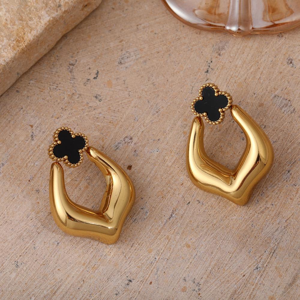 Серьги из титановой стали в форме сердца с четырьмя листочками клевера, с легкой роскошью и изысканным ощущением, персонализированные и простые серьги