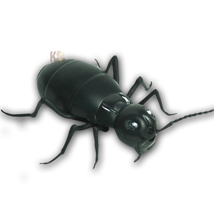 1243 Игрушка-трюк с инфракрасным дистанционным управлением Электрический таракан Имитация индукции Таракан Паук Муравей Игрушка-трюк