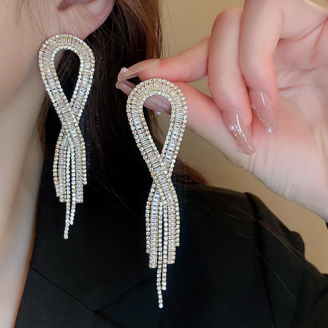 Модные массивные серьги, длинные, большие серьги со стразами для женщин, европейские вечерние серьги с кисточками и кристаллами