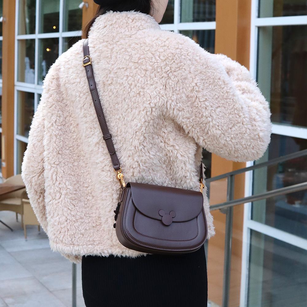 New Disney Mickey Series PU Crossbody Bag, Commuter Bag Medium Size Women's Brown BMK-71082K