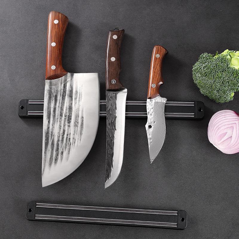 Wall-Mounted Magnetic Knife Holder: Punch-Free, Strong Plastic Suction for Kitchen Knives.