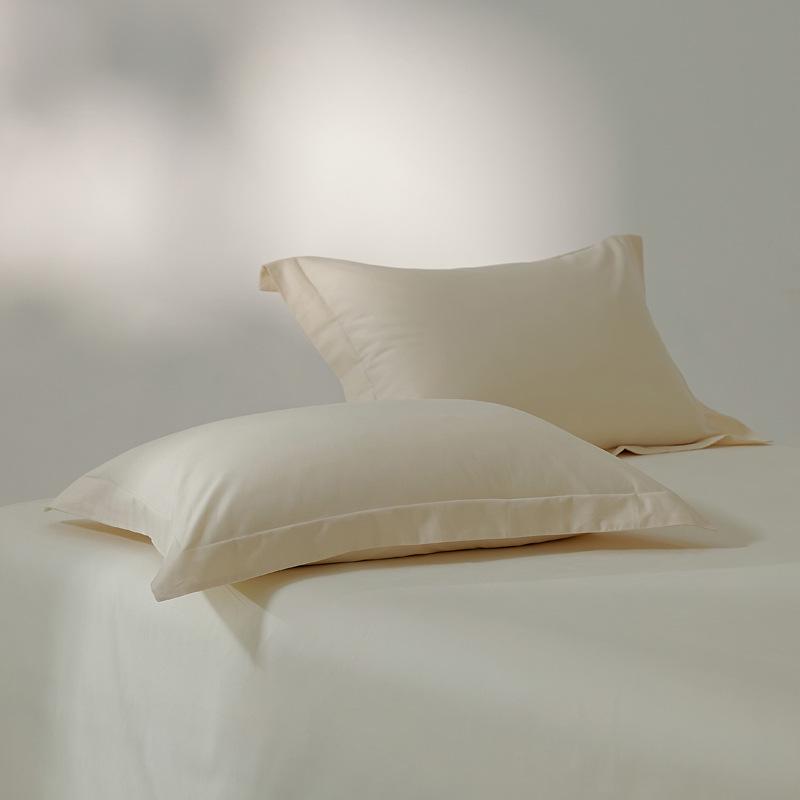Набор из двух наволочек из матового длинноволокнистого хлопка - 100 нитей, однотонные, роскошные на ощупь