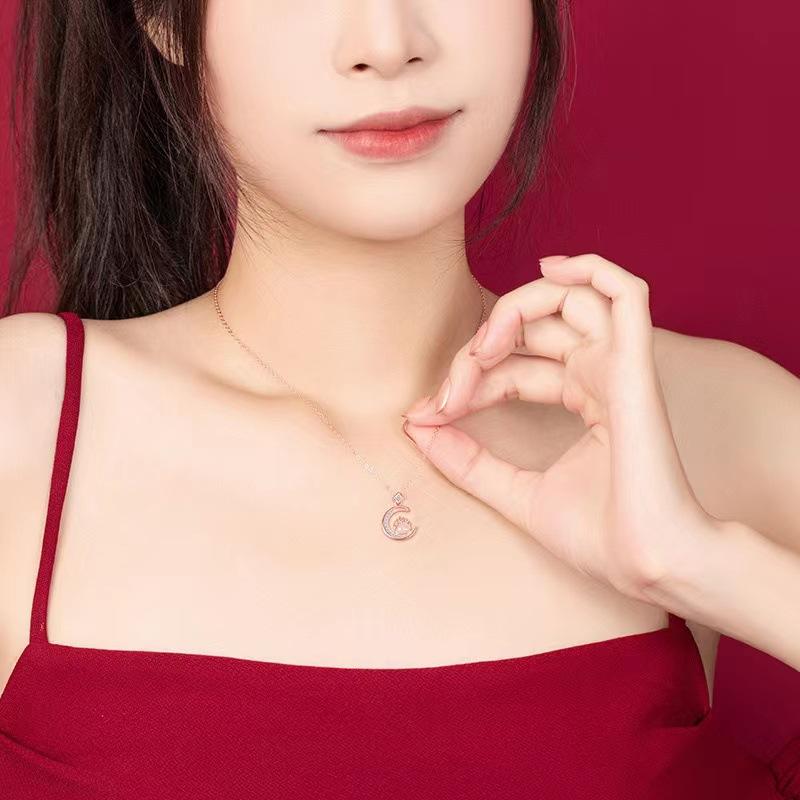 Ожерелье с имитацией нефрита Хотан для женщин, цепочка на ключицу с ветром, луной и благоприятным драконом в стиле Национального дворца приливов