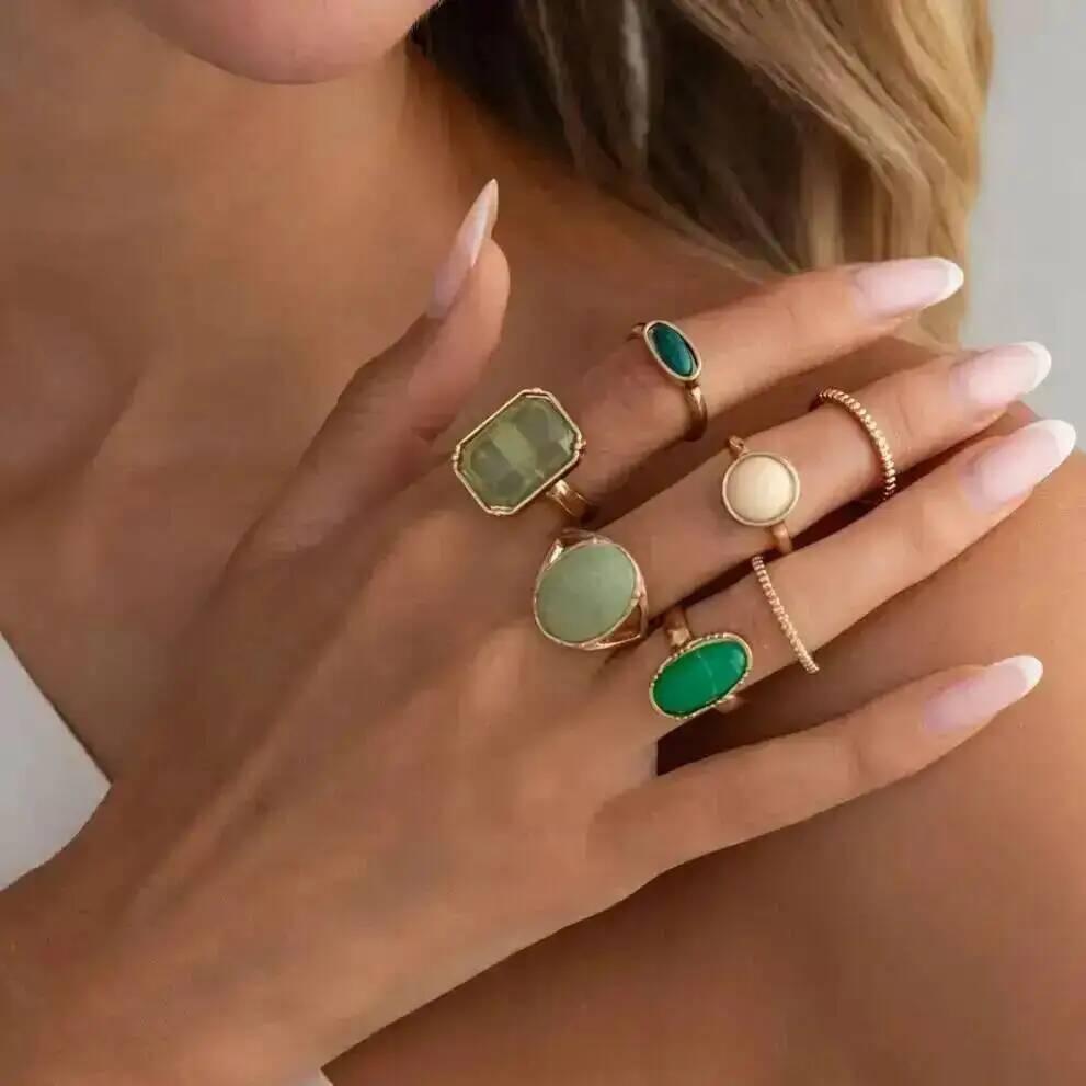 SHIXIN 7Pcs/Set Luxury Retro Green Acrylic Resin Finger Ring for Women Fashion Geometric Gold Color Stackable Ring Charm Jewelry
