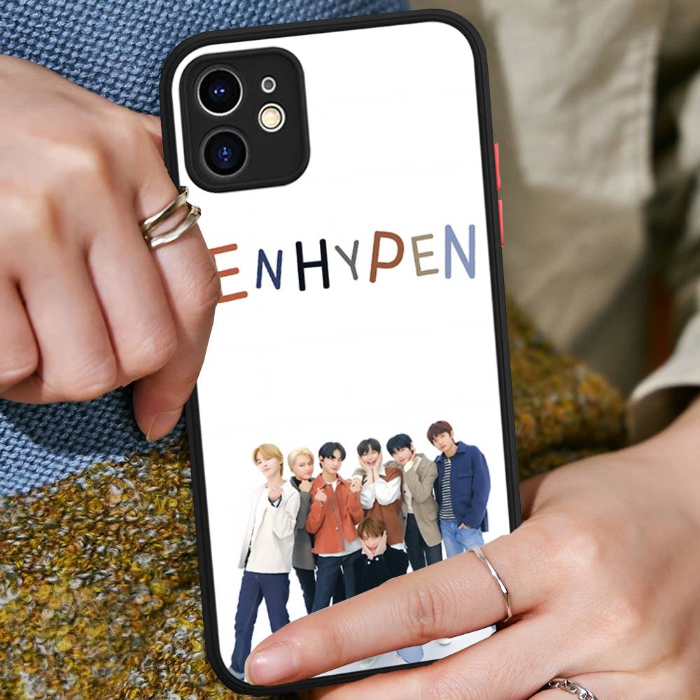 Korea E-Enhypenes Singing Group For IPhone 11 12 13 14 15 16 Pro Max Plus Matte Translucent Phone Cover
