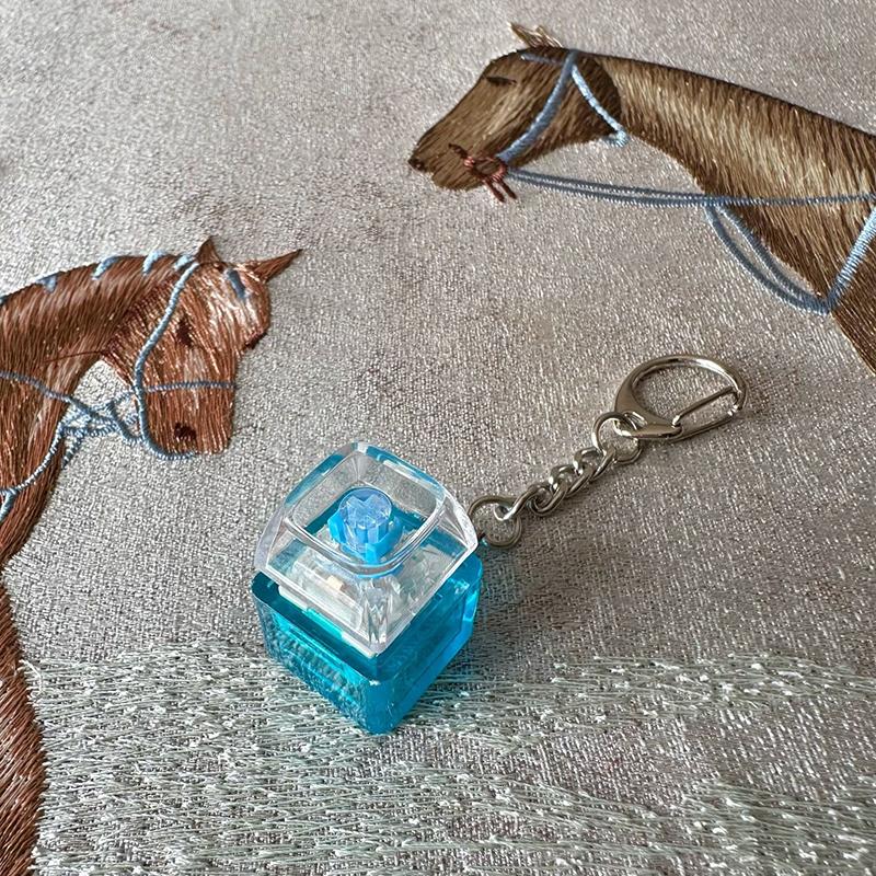 Creative Keycap Keychain Decompression Keycap Pendant Mechanical Keyboard Keyswitch Keychain Novelty Backpack Decoration Gifts