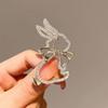 The Little Rabbit Brooch Elegant and High-end Corsage Suit Jacket with A Sense of High-end Design Is A Niche Brooch Suit Accessory