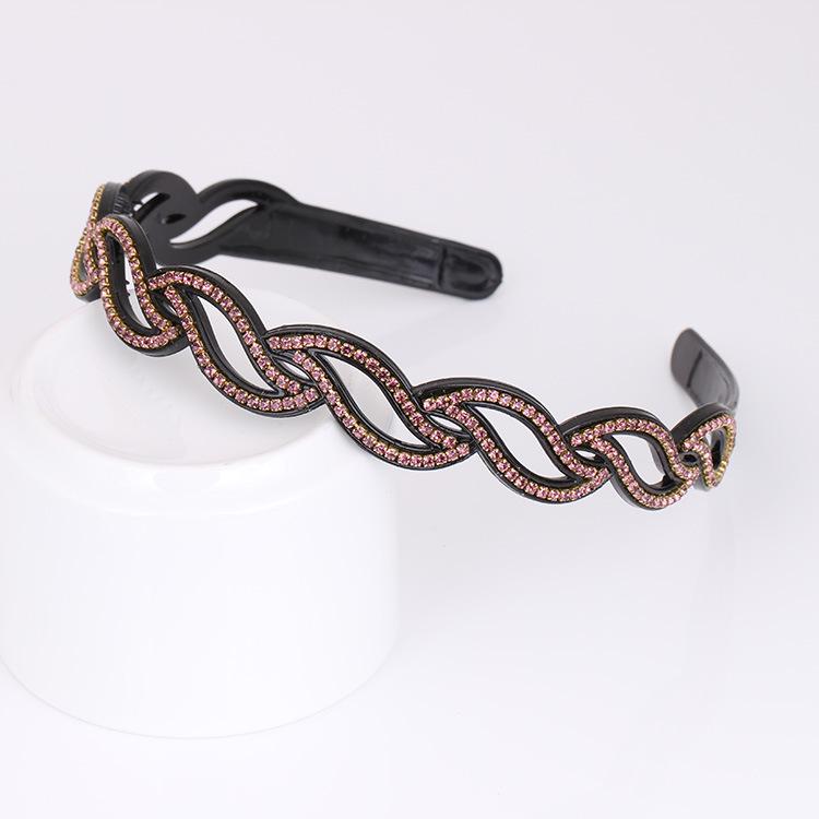 Пластиковое оголовье со стразами