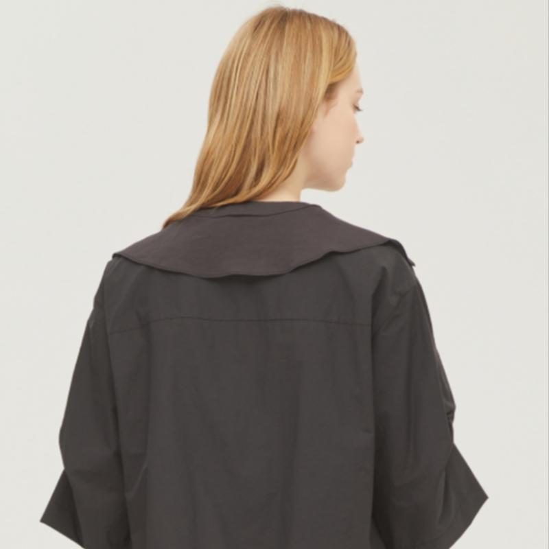 Benetton Блузка Benetton с широким воротником Bablb7531