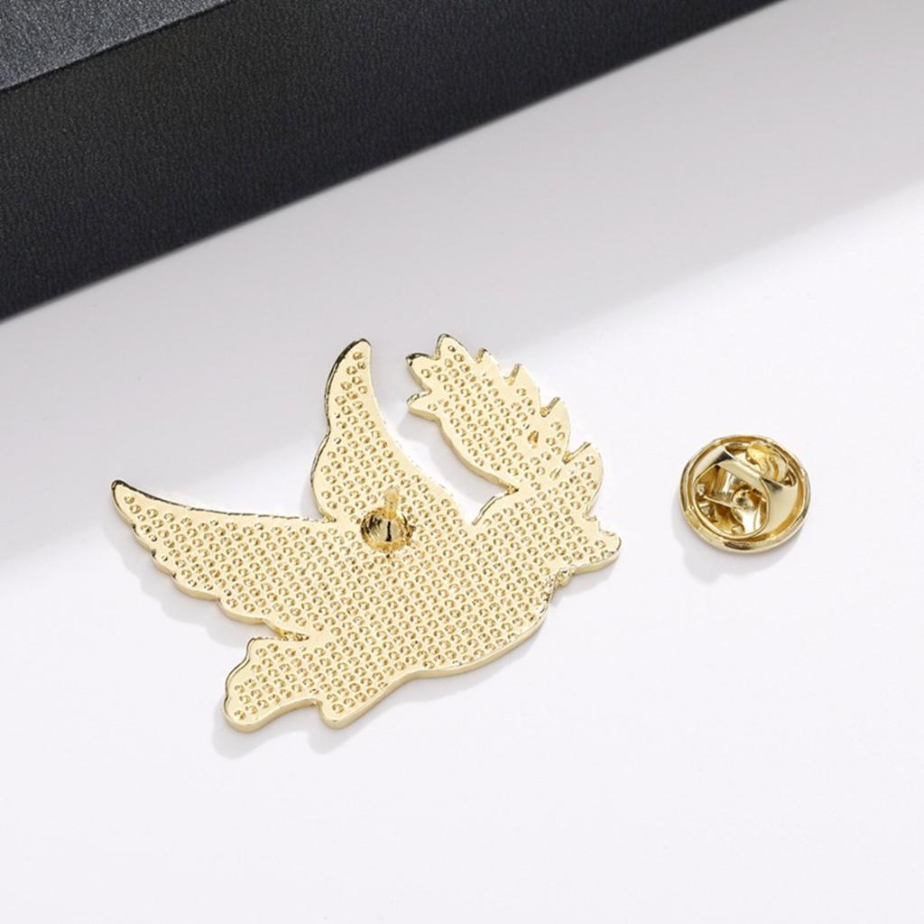 Стильная брошь в виде голубя мира, металлическая брошь-птица, текстура сплава, мультяшный стиль, подходит для повседневной носки или вечеринок