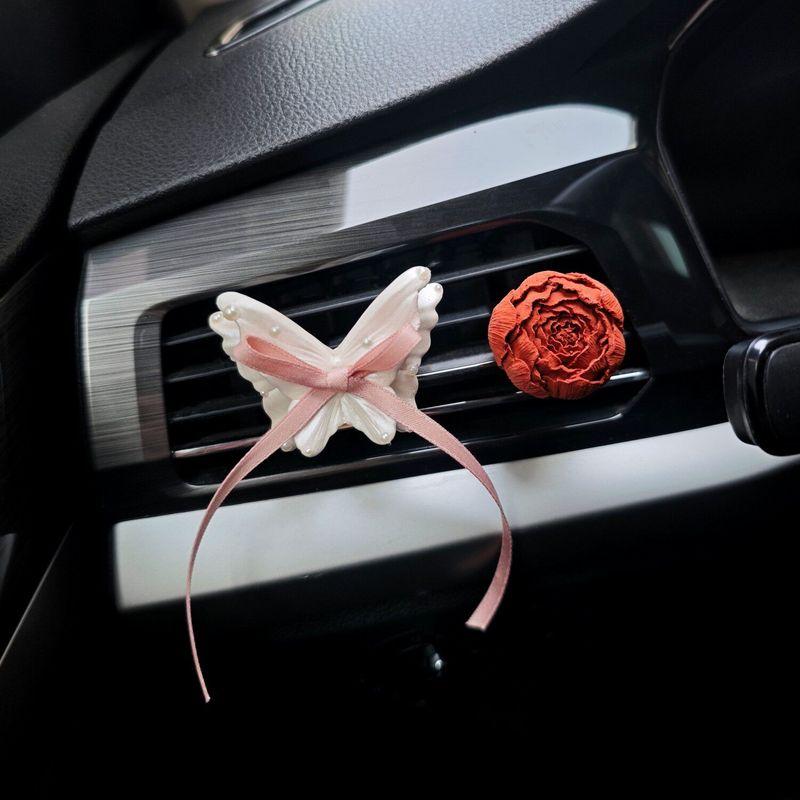 Diffusing Stone Rose Flower Car Fragrance Pendant Pearl Butterfly Air Vent Decoration Car Fragrance Ornament Gift