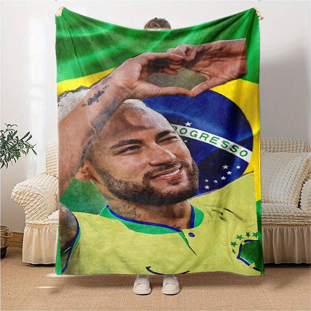 Brazilian Football Legend printed flannel breathable and warm blanket, a stylish home gift, suitable for home, office and bedspread use. 15a133