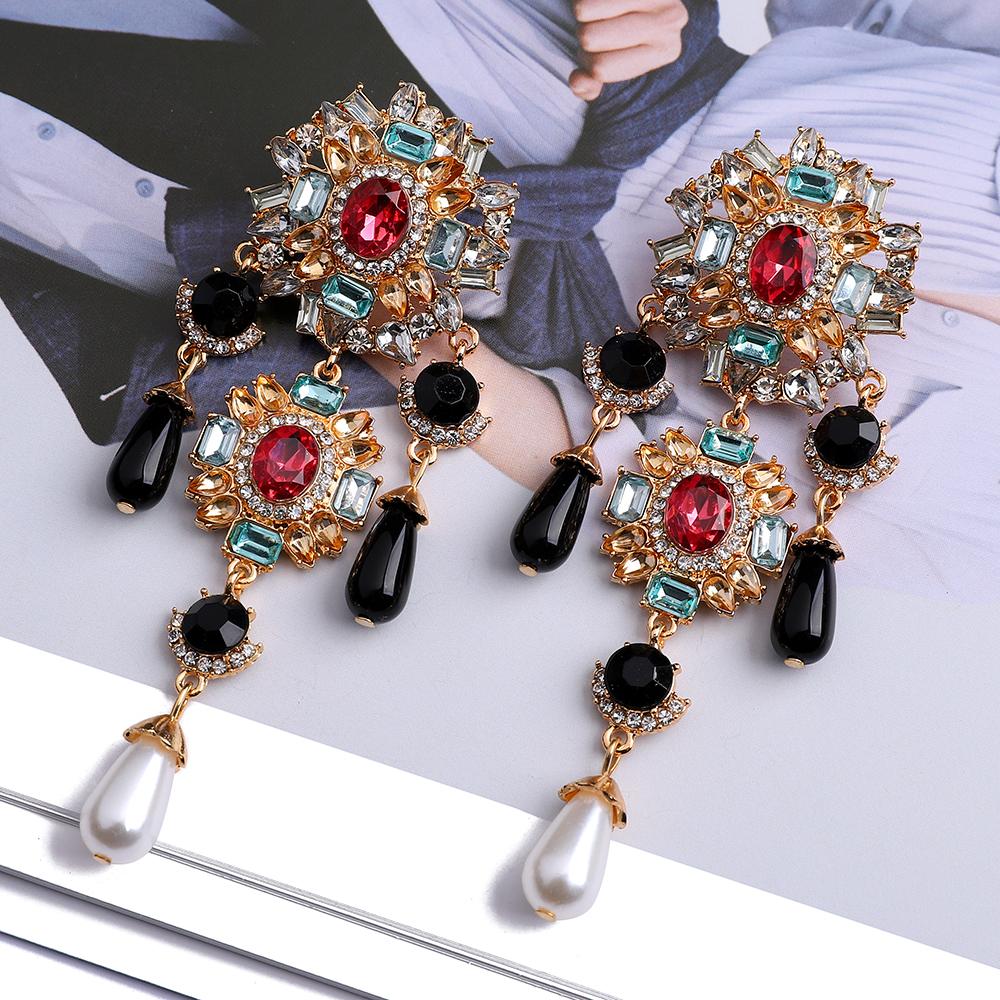 Vintage-Style Women'S Pendant Earrings, Decorated With Imitation Pearls, Suitable For Everyday Wear.