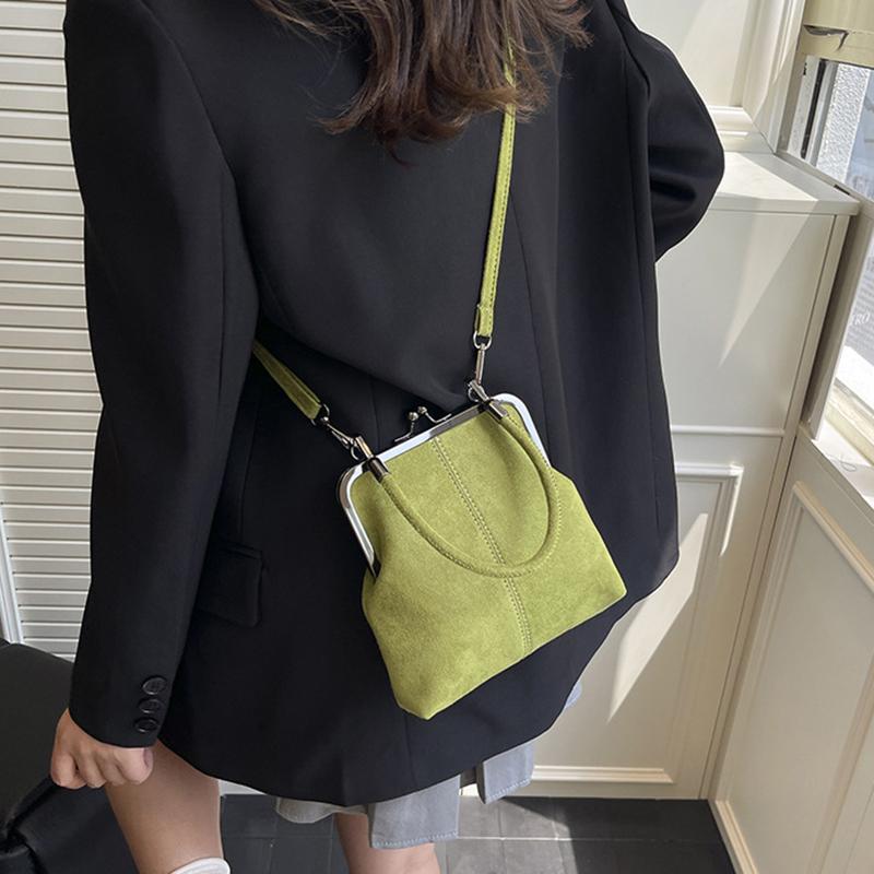 Yogodlns Women Fashionable Shoulder Bag Large Capacity Retro Handbag Clip Crossbody Bag Travel Shopping Work Shoulder Bag