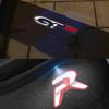 2 шт. Светодиодный проектор на дверь автомобиля, эмблема GT, приветственный свет для Peugeot 307 RCZ 508 408 206 306 207 406 5008 607 807 1007, аксессуар для линии