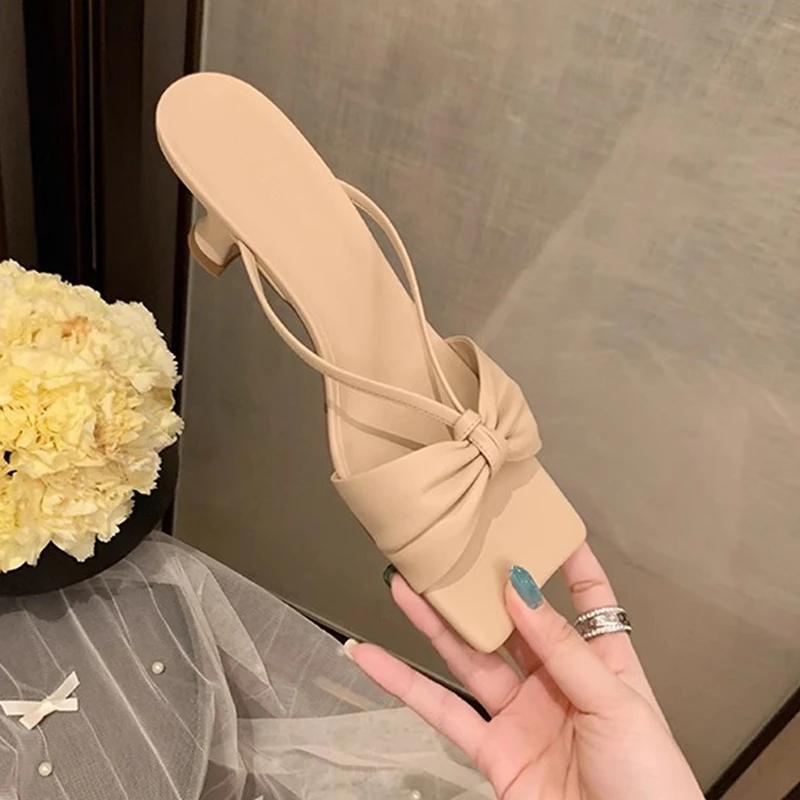 2024 Summers Slippers Women's Fashion Narrow Band Thick Heel Elegant Square Toe Party Dress Slides Women