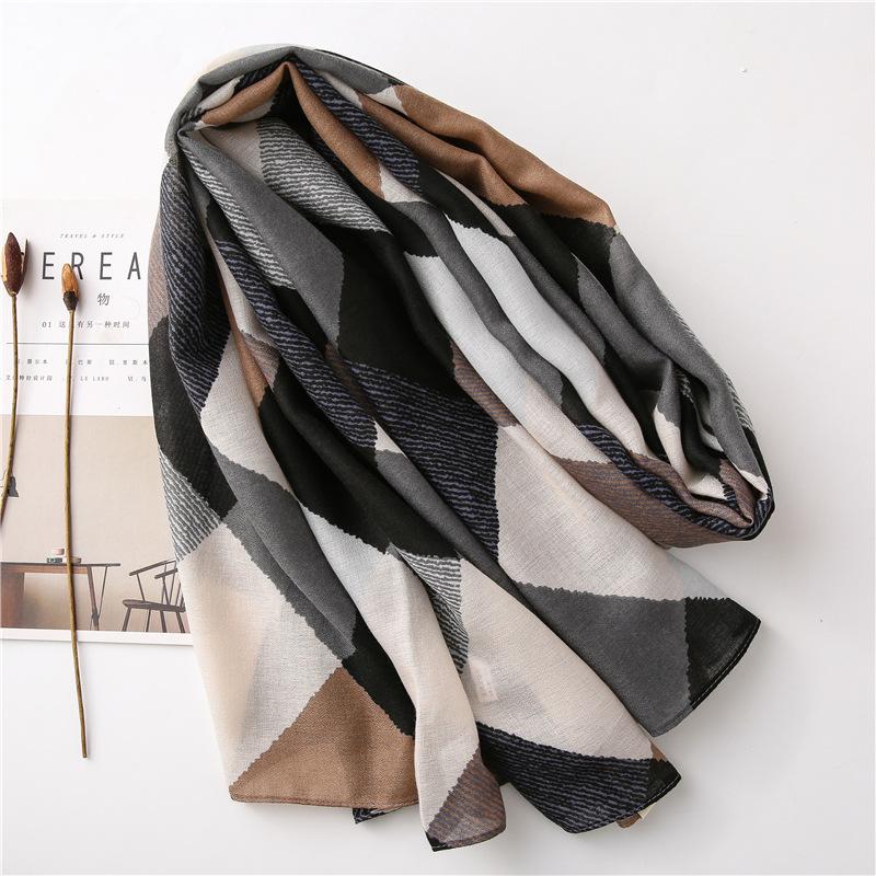 Korean Version Diamond Colored Scarf For Women'S Winter Cotton And Linen Vacation Beach Scarf Dual-Use Shawl Warm Scarf