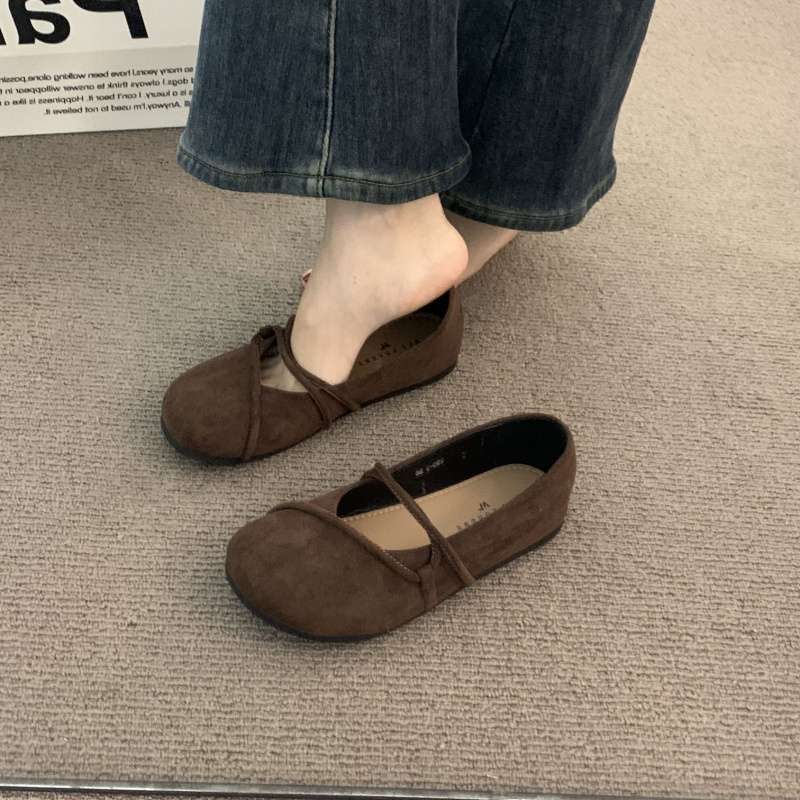 Коричневые туфли Мэри Джейн женские 2025 новая весна и осень темпераментная обувь Xiaoxiangfeng балетки французская замша одинарные туфли женские