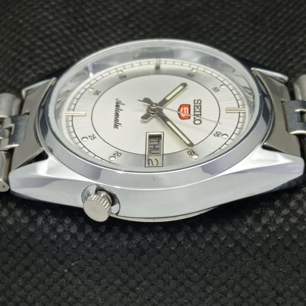 ВОССТАНОВЛЕННЫЕ ВИНТАЖНЫЕ МУЖСКИЕ ЧАСЫ SEIKO 5 AUTOMATIC JAPAN D/D SILVER 593a-a311253-2