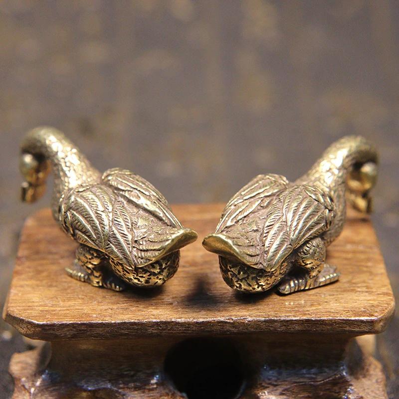 Antique Copper Small Duck Figurines Ornaments Handmade Brass Animal Crafts Tea Table Pet Home Decor Accessories Desk Decorations