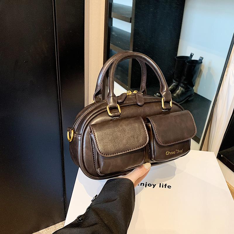 Нишевая дизайнерская сумка 2025 новая трендовая высококлассная портативная сумка-подушка текстурная универсальная на плечо сумка-мессенджер женская сумка