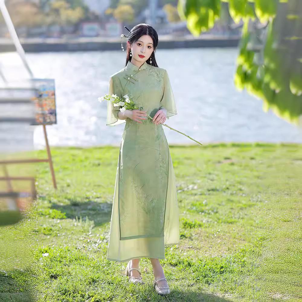 Орхидеево-зеленое летнее ципао 2025: Ао Дай в китайском стиле для молодой девушки на проводы в колледж