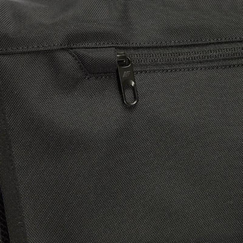 New Balance Сумка-мессенджер с базовым логотипом для школы Nbgcess205