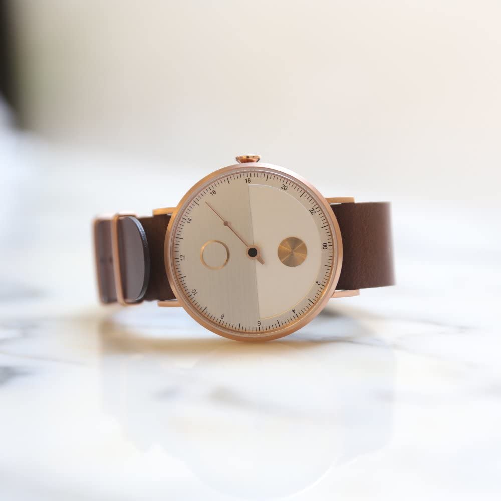 Часы кварцевые TS1602E подлинные импортные коричневые [налоговые] ДЕНЬ&НОЧЬ