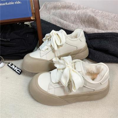 Женские зимние бархатные повседневные туфли на толстой подошве, хлопковые туфли-хлебцы высокой ценности, маленькие белые туфли, водонепроницаемые и теплые бордшузы с кожаными с