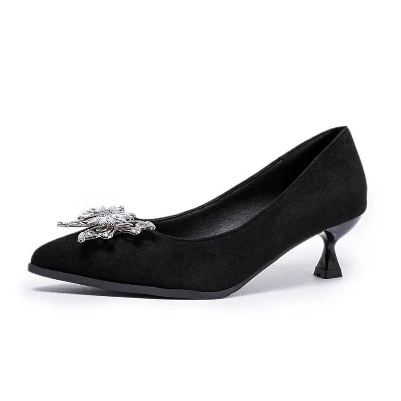Модные однотонные простые черные туфли на каблуках для женщин 2024 года, сексуальные туфли с острым носком, роскошные свадебные туфли со стразами и бабочками для невесты