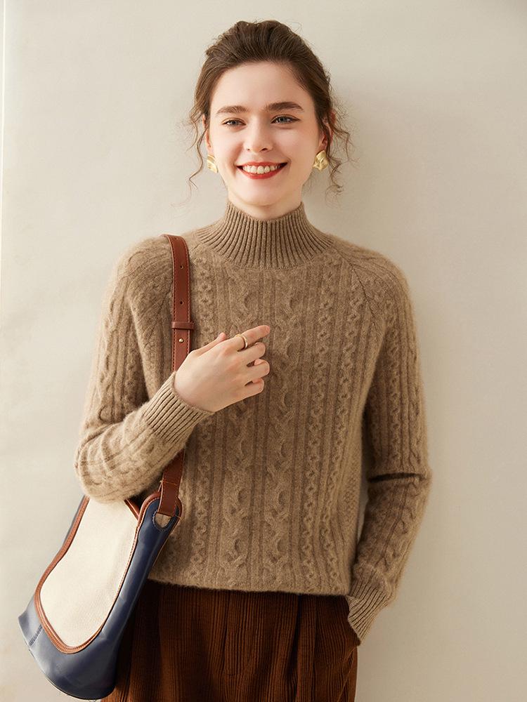 Women's Cashmere Cable Knit Sweater, Half-High Neck, Thick, Slimming, Loose Fit, Warm Base Layer for Autumn and Winter.